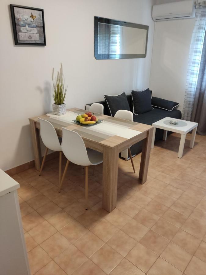 Apartamento Sun House Brzac Exterior foto