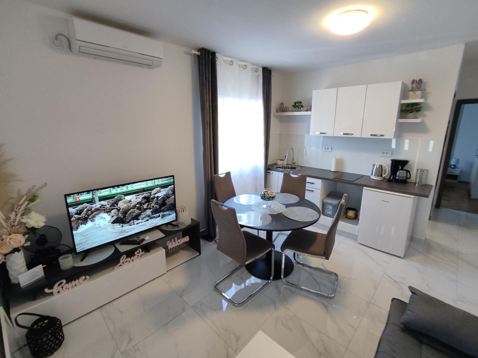 Apartamento Sun House Brzac Exterior foto