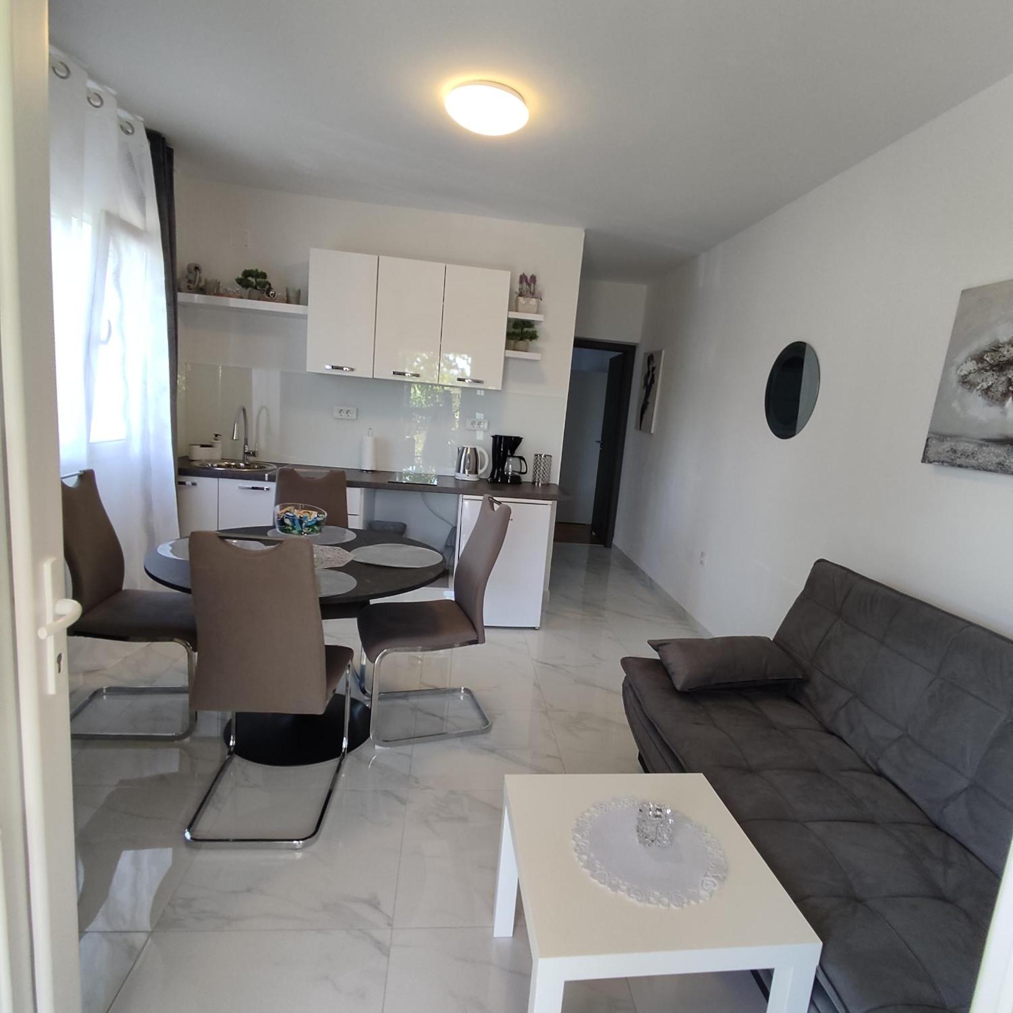 Apartamento Sun House Brzac Exterior foto
