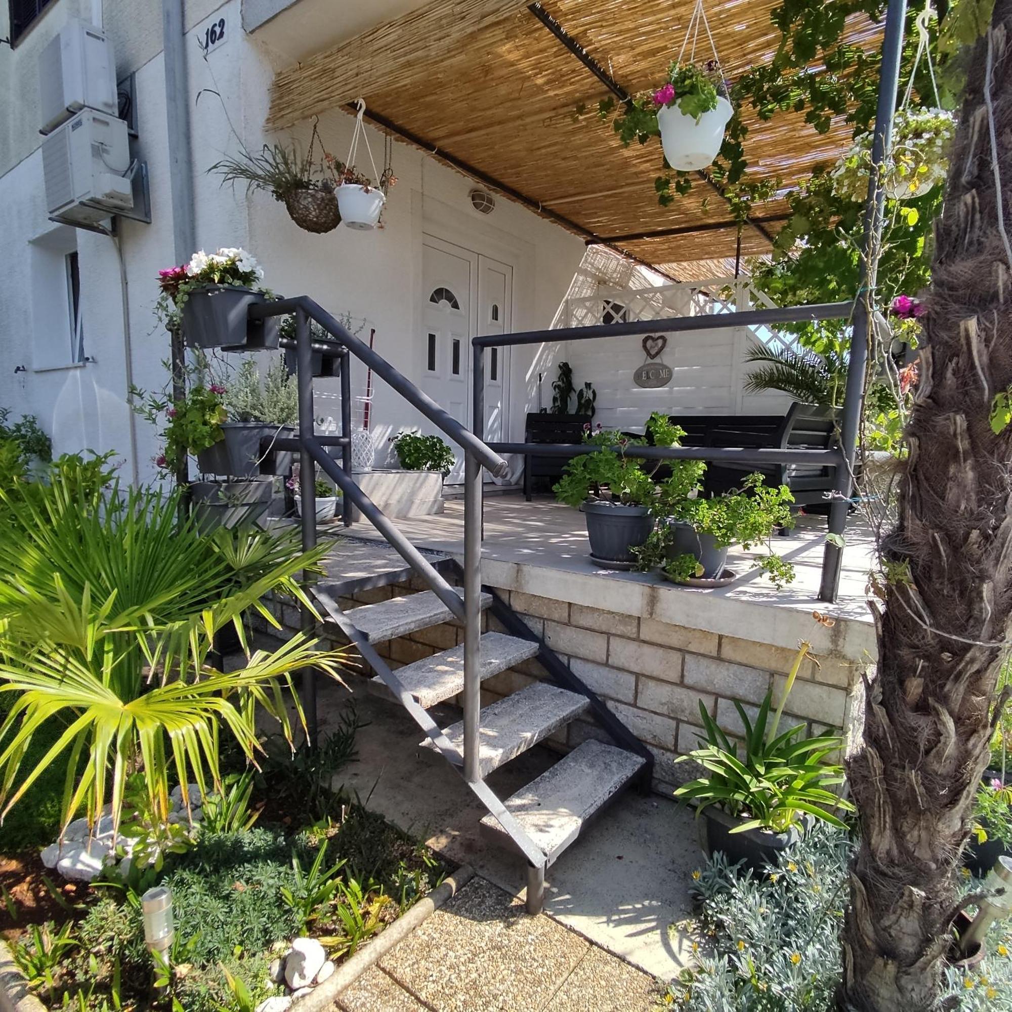 Apartamento Sun House Brzac Exterior foto