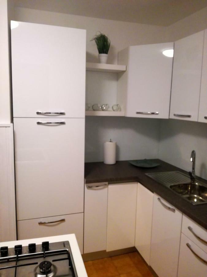 Apartamento Sun House Brzac Exterior foto