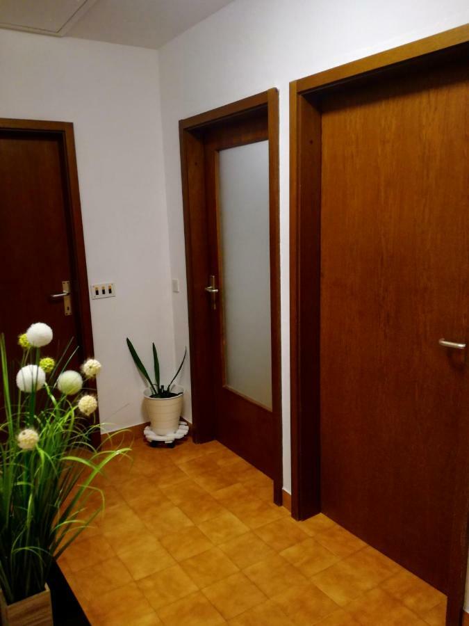 Apartamento Sun House Brzac Exterior foto