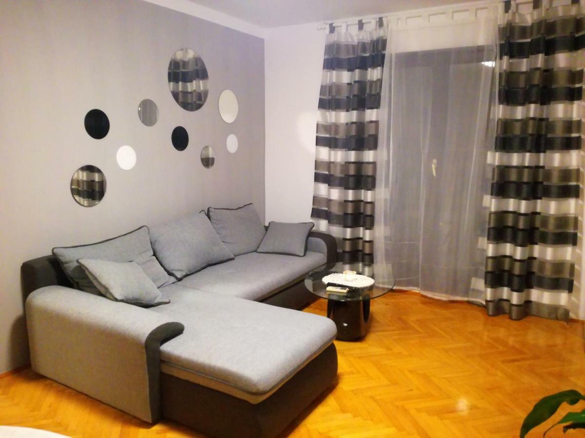 Apartamento Sun House Brzac Exterior foto